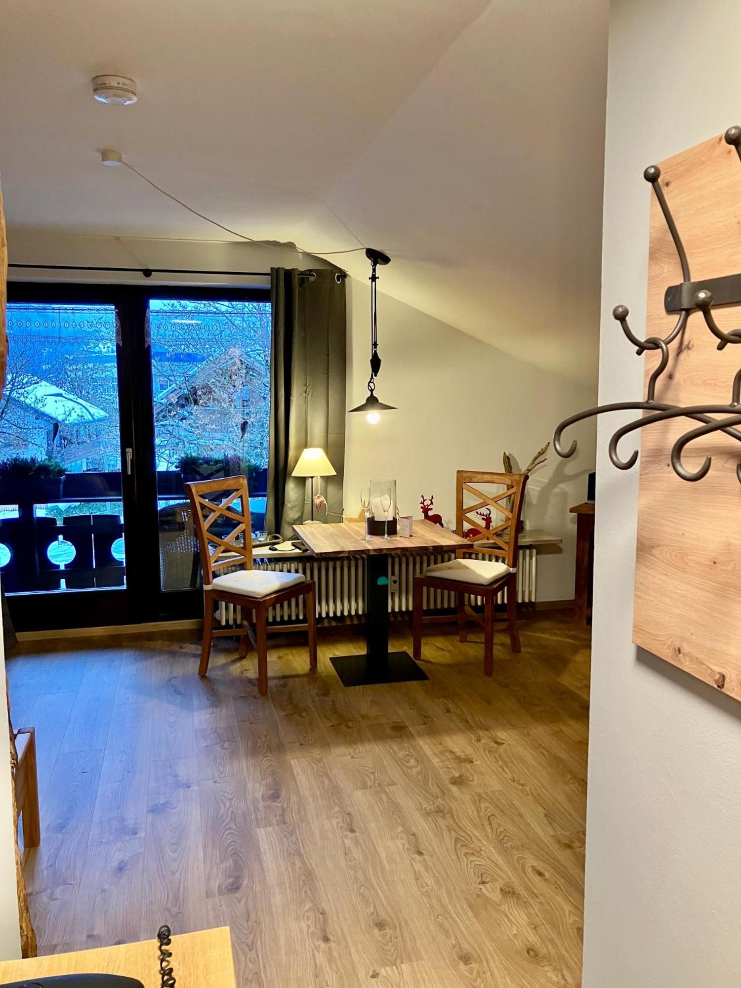Ferienappartment Zuerker Гармиш-Партенкирхен Экстерьер фото